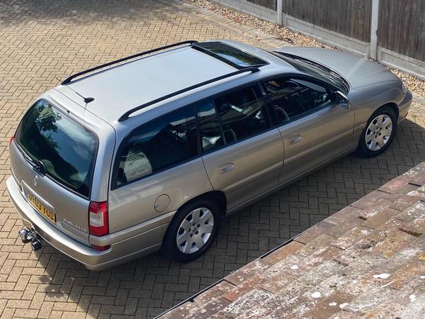 Vauxhall Omega 2.6i V6 24V CDX 5dr