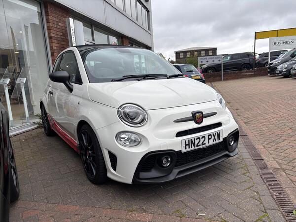 Abarth 695C 1.4 T-Jet Cabrio Euro 6 2dr