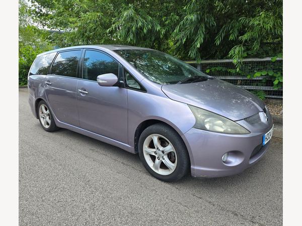 Mitsubishi Grandis 2.4 Elegance 5dr