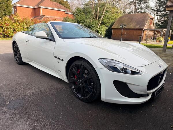 Maserati GranCabrio 4.7 V8 Sport MC Shift Euro 5 2dr