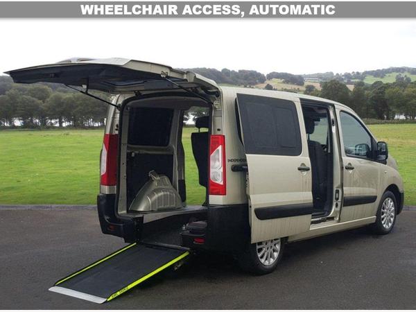 Peugeot Expert Tepee 2.0 TEPEE COMFORT L1 HDI 5d 163 BHP 4 seats + Wheelchair or scooter