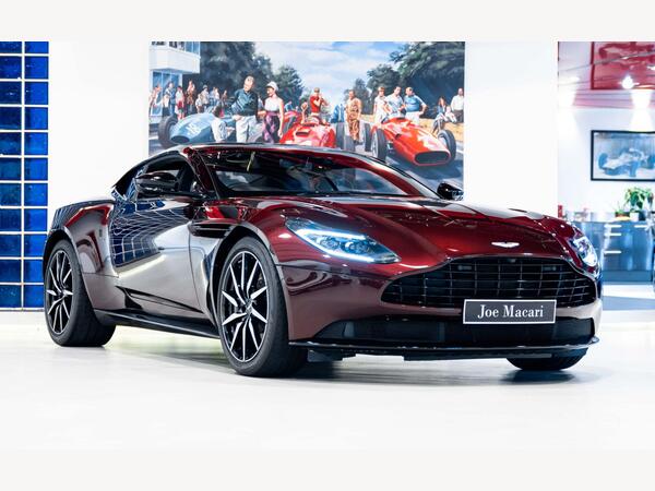 Aston Martin DB11 4.0 V8 Auto Euro 6 (s/s) 2dr