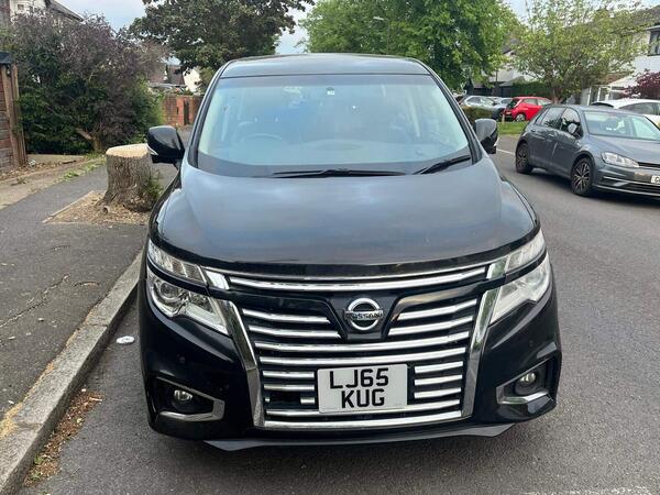 Nissan Elgrand Nissan Elgrand 2.5 Highway Star – 2016 (Japanese Import) – 46,500 miles – 7 Seater – Black