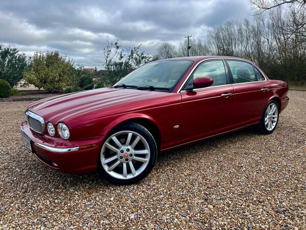 Jaguar XJ 2.7 TDVi Sovereign 4dr