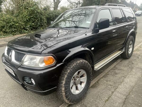 Mitsubishi Shogun Sport 2.5 TD Warrior 5dr