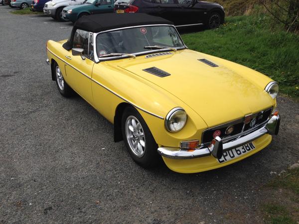 MG MGB 3.9 Lt V8 Roadster Convertible 2dr Petrol Manual (150 bhp)