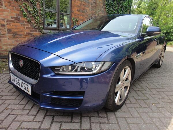 Jaguar XE 2.0d Portfolio Auto Euro 6 (s/s) 4dr