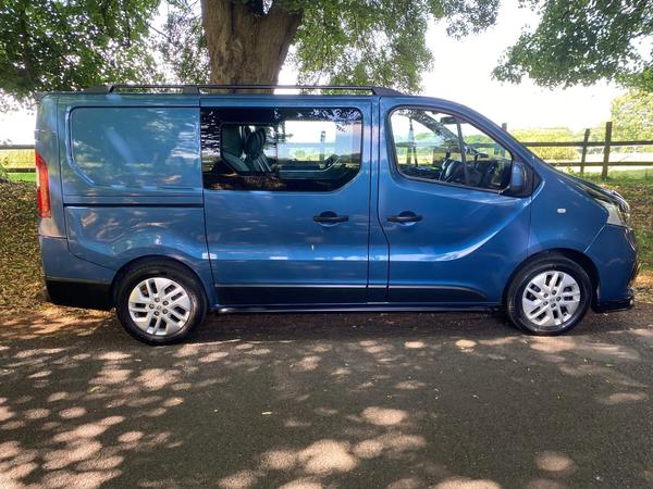 Renault Trafic 1.6 dCi ENERGY 27 Sport Crew Van SWB Euro 5 (s/s) 5dr
