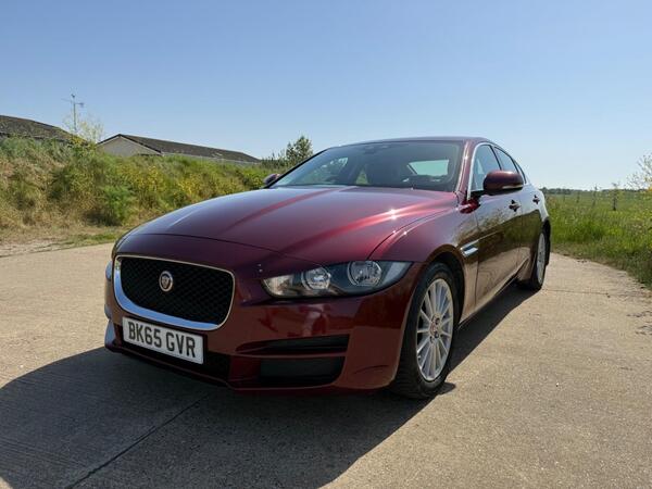 Jaguar XE 2.0d Prestige Euro 6 (s/s) 4dr