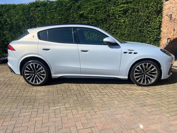 Maserati Grecale 3.0 V6 Trofeo ZF 4WD Euro 6 (s/s) 5dr