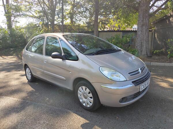 Citroen Xsara Picasso 1.6i 16V Exclusive 5dr