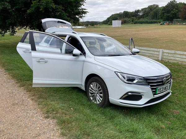MG MG5 52.5kWh Exclusive Auto 5dr
