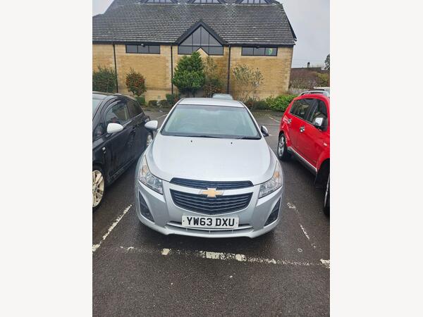 Chevrolet Cruze 1.6 LS Euro 5 5dr