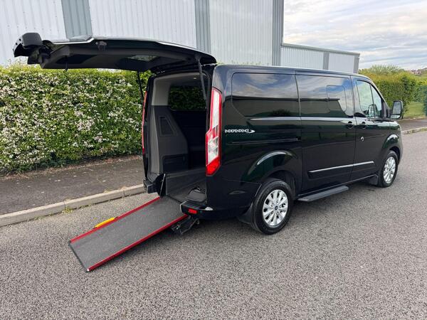 Ford Tourneo Custom 2.0 320 EcoBlue Titanium Auto L1 Euro 6 (s/s) 5dr