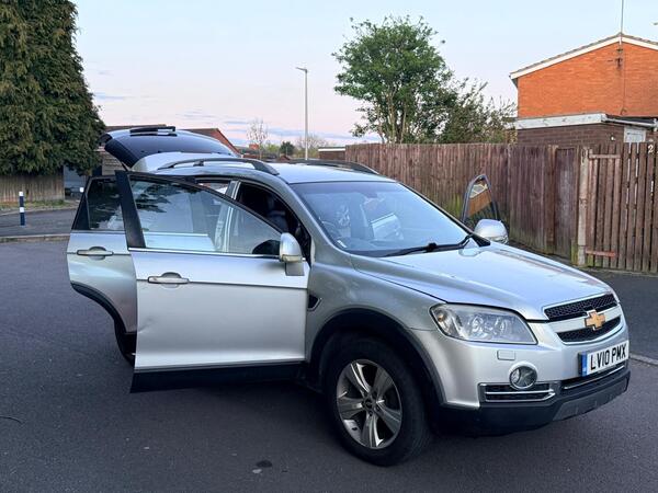 Chevrolet Captiva 2.0 VCDi LTZ Auto 4WD Euro 4 5dr (7 Seats)