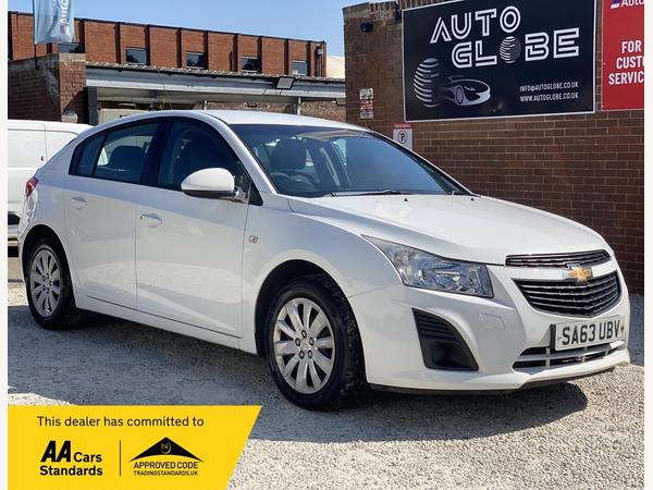 Chevrolet Cruze 1.6 LS Euro 5 5dr