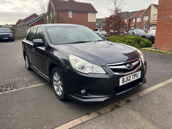 Subaru Legacy 2.0 ES Sport Tourer 4WD Euro 5 5dr (SNav)