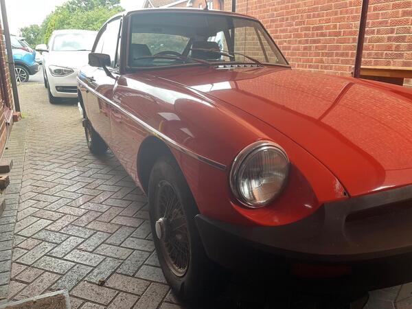 MG MGB GT 1.8 2dr