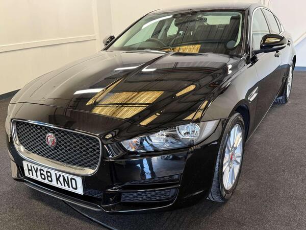 Jaguar XE 2.0i GPF Prestige Auto Euro 6 (s/s) 4dr