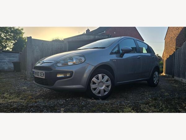Fiat Punto Evo 1.4 Dynamic Dualogic Euro 5 (s/s) 5dr