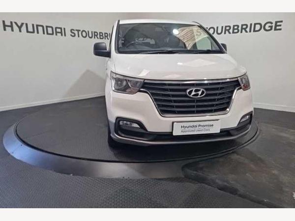Hyundai i800 2.5 CRDi SE Nav Auto Euro 6 5dr