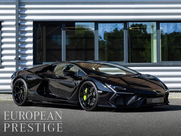 Lamborghini Revuelto 6.5 V12 HPEV 3.8kWh AMT 4WD Euro 6 2dr