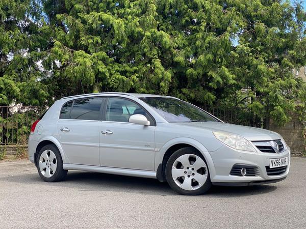 Vauxhall Signum 1.9 CDTi 16v Elite 5dr