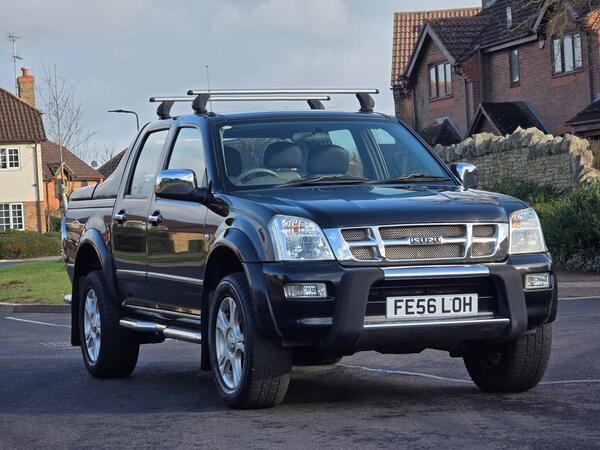 Isuzu Rodeo 3.0 TD Denver Max LE Pickup 4dr Diesel Automatic 4WD (258 g/km, 129 bhp)
