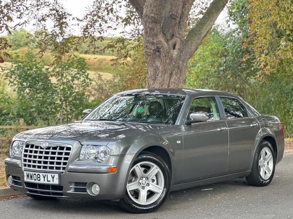Chrysler 300C 3.0 CRD V6 LUX 4dr
