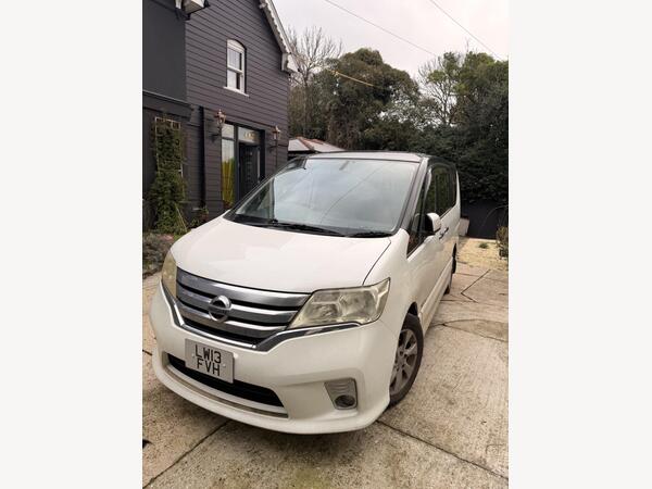 Nissan Serena 2.0 SLX MPV 5dr Petrol Manual (124 bhp)