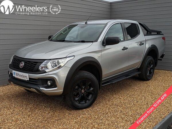 Fiat Fullback 2.4D Cross Pickup Double Cab 4dr Diesel Manual 4WD Euro 6 (180 ps)