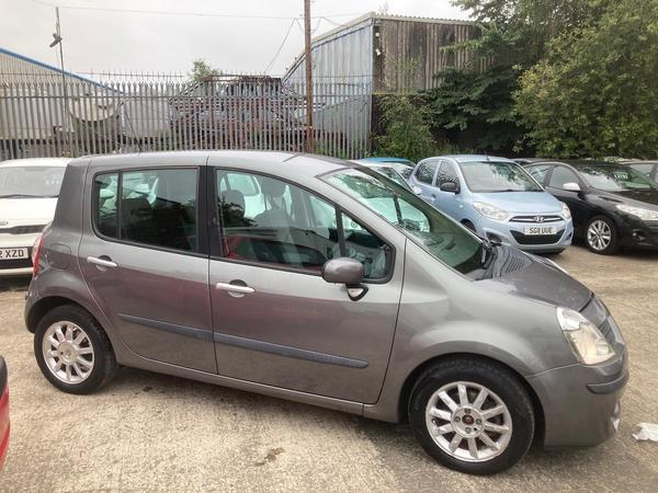 Renault Modus 1.6 16v Dynamique 5dr