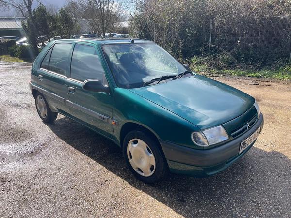 Citroen Saxo 1.6i SX 5dr