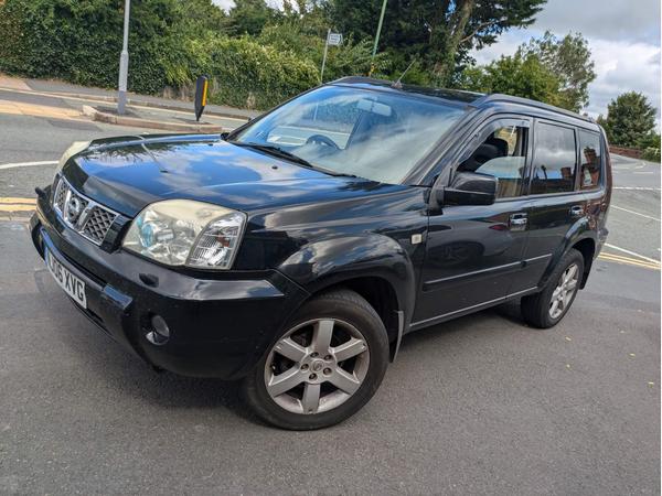 Nissan X-Trail 2.2 dCi Aventura 5dr