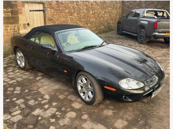 Jaguar XK8 4.0 2dr