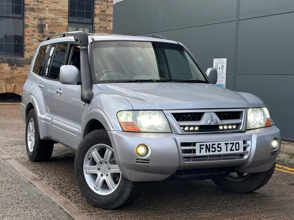 Mitsubishi Shogun 3.2 DI-D Elegance 5dr