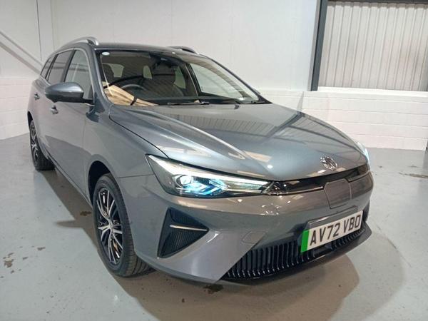 MG MG5 61.1kWh Trophy Auto 5dr