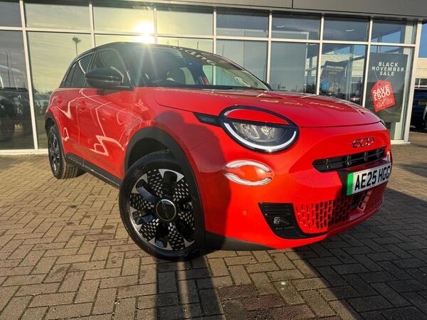 Fiat 600e 54kWh La Prima Auto 5dr