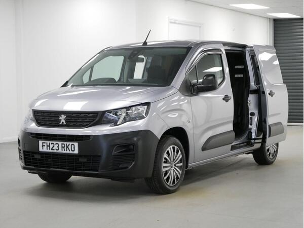 Peugeot Partner 1.5 B/HDI 100 BHP LONG PROFESSIONAL PREMIUM PLUS CREWCAB