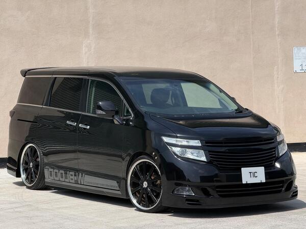 Nissan Elgrand 2.5 250 HIGHWAY STAR| W-BLOOD VIP JDM SHOW CAR|PETROL AUTOMATIC 7 SEATER ULEZ 5DR