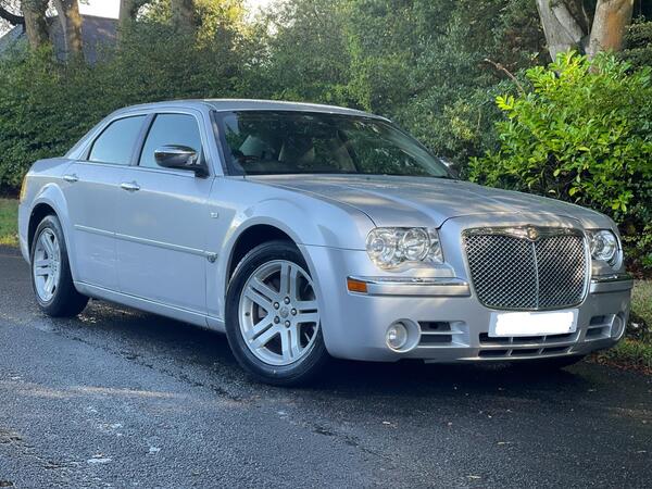 Chrysler 300C 3.0 CRD V6 LUX 4dr