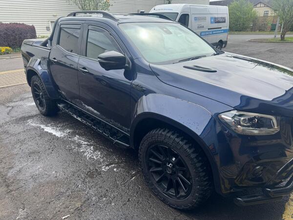 Mercedes-Benz X Class 3.0 CDI V6 Power Pickup Double Cab 4dr Diesel G-Tronic+ 4MATIC Euro 6 (258 ps)