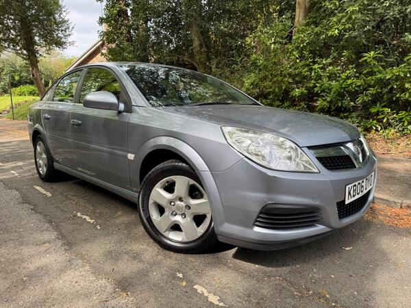 Vauxhall Vectra 1.8 VVT Exclusiv 5dr