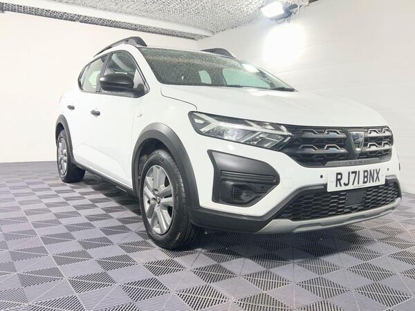 Dacia Sandero Stepway 1.0 TCe Essential Euro 6 (s/s) 5dr