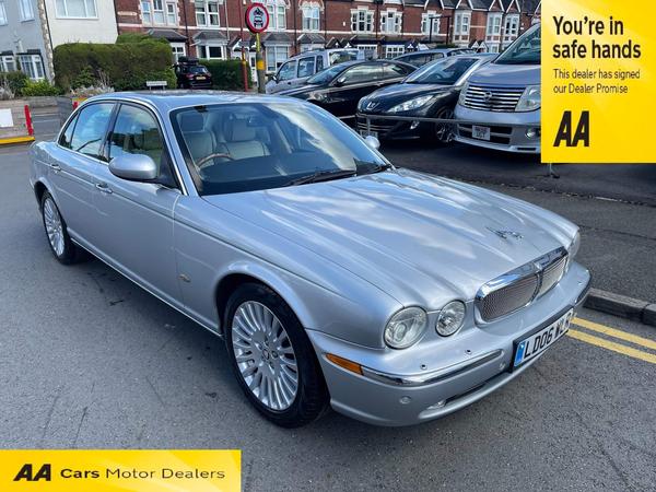 Jaguar XJ 2.7 TDVi Sovereign 4dr