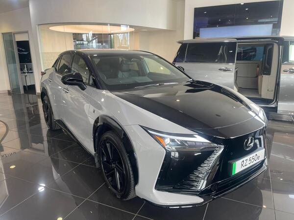 Lexus RZ 550e 77kWh F Sport Takumi Auto DIRECT4 5dr