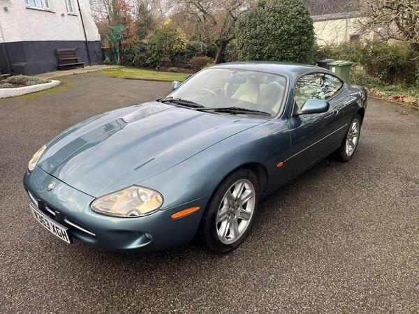 Jaguar XK8 4.0 2dr