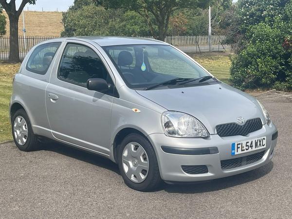 Toyota Yaris 1.0 VVT-i T3 3dr