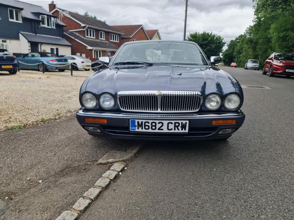 Daimler Six 4.0 SWB straight six