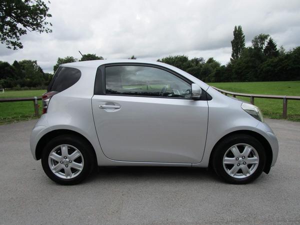 Toyota iQ 1.0 VVT-i Euro 4 3dr